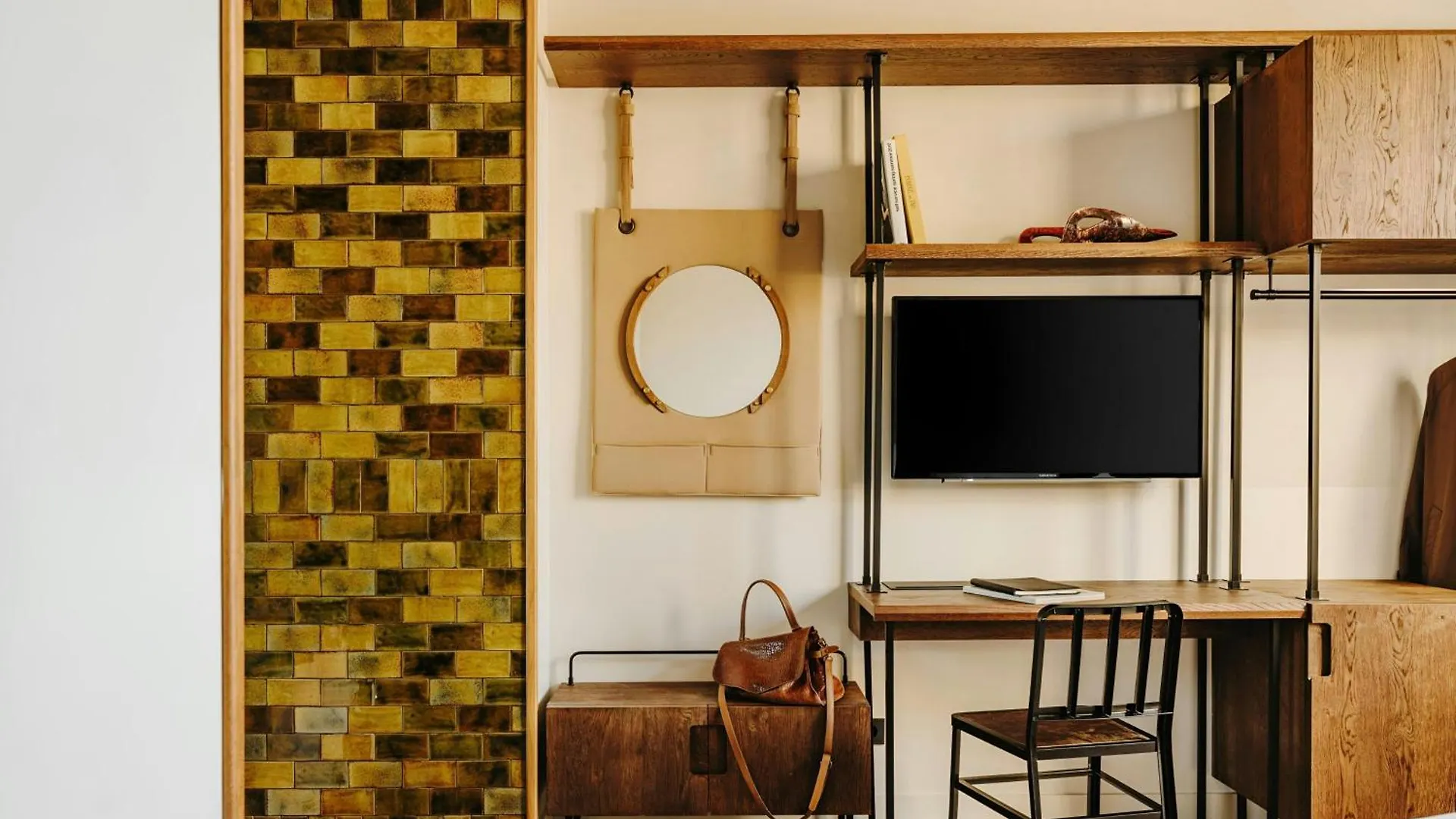 Casa Luz Hotel Placa Universitat, Sonder By Marriott Bonvoy Barcelona