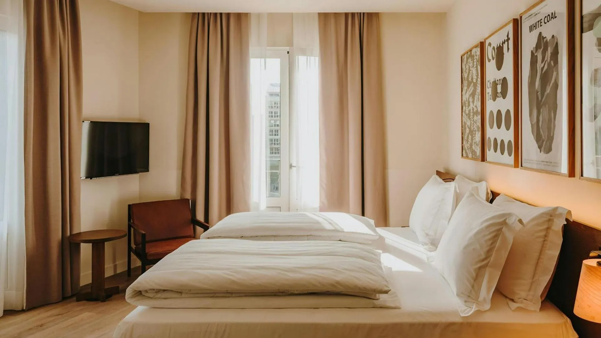 Casa Luz Hotel Placa Universitat, Sonder By Marriott Bonvoy Barcelona 4*,  Spanien