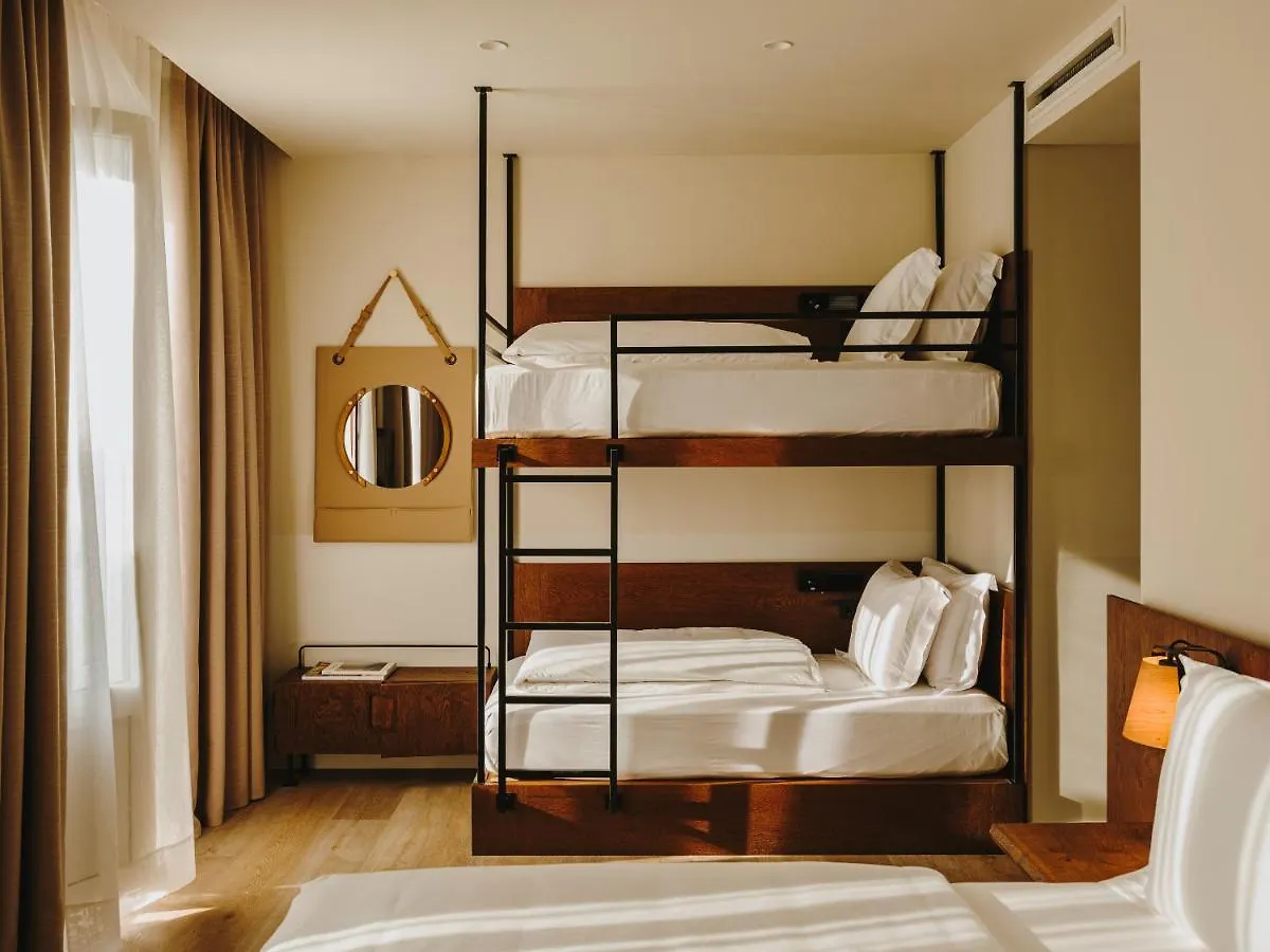 Hotel Sonder l Casa Luz Barcellona