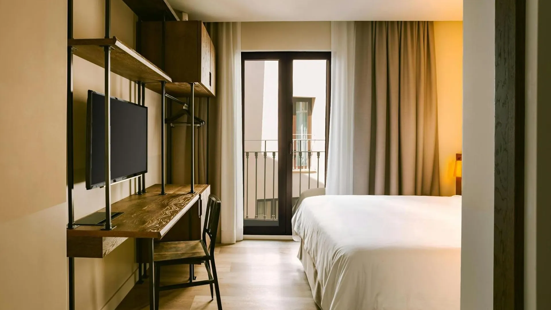 Hotel Sonder Casa Luz Barcelona 4*,  Spanien
